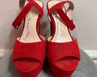 Vintage rote Plateau Heels | Glamour Peep Toe Knöchelriemen Sandalen | Statement Party Schuhe | Größe 6