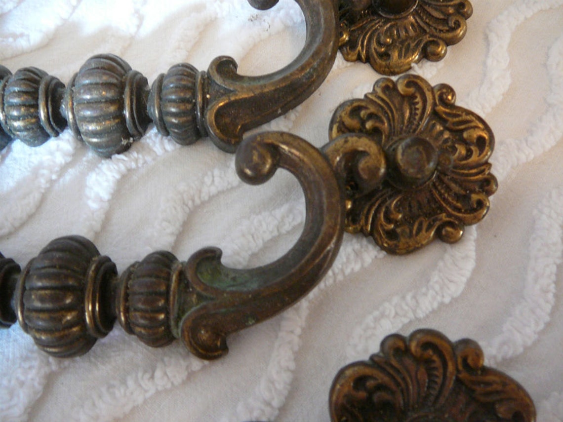 Vintage Brass Hardware 5 Ornate Dresser Handles Etsy