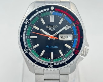 Seiko 5 Sports Diver Mod: Black Dial Automatic Stainless Steel Watch