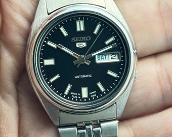 Seiko 5 7S26-3040 Vintage Automatic Men's Watch Day Date Japanese