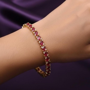 Zeitloses Marquise Rubin Hochzeit Tennis Armband , 14K Vergoldetes 925 Sterling Silber Geschenk
