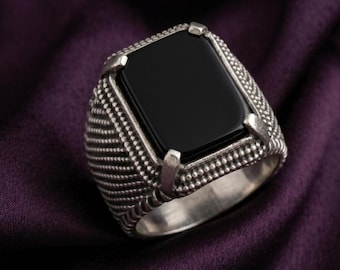 Bague chevalière faite main onyx noir en argent plaqué or 14 carats, bague tendance pour homme