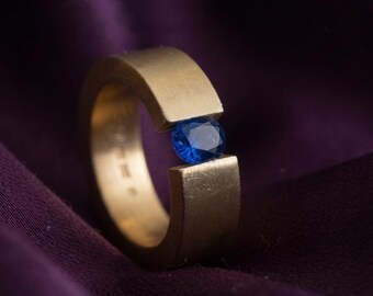 Anillo minimalista redondo de zafiro azul, chapado en oro de 14 quilates, plata, diseño único y moderno. Regalo ideal.