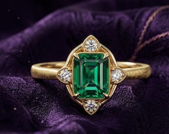 Anillo de compromiso de esmeralda de inspiración vintage en plata bañada en oro de 14k, regalo Art Déco para mujer.