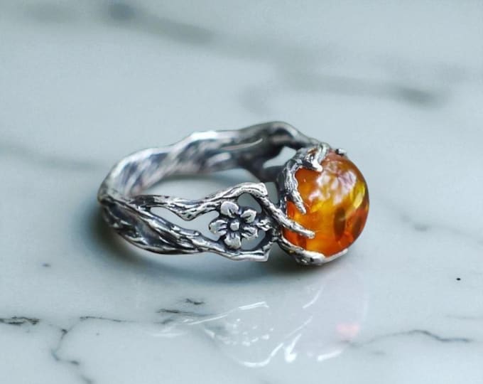 Gothic Amber Flower Ring: Zinc Alloy Witchcore Jewelry