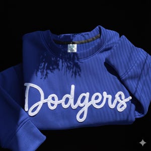 Chenille YARN EMBROIDERED Sweatshirt | Chenille LA Sweatshirt | Game Day La