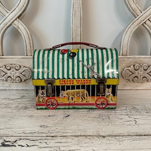 Vintage Dome Top Lunch Box - Circus Wagon - No Thermos