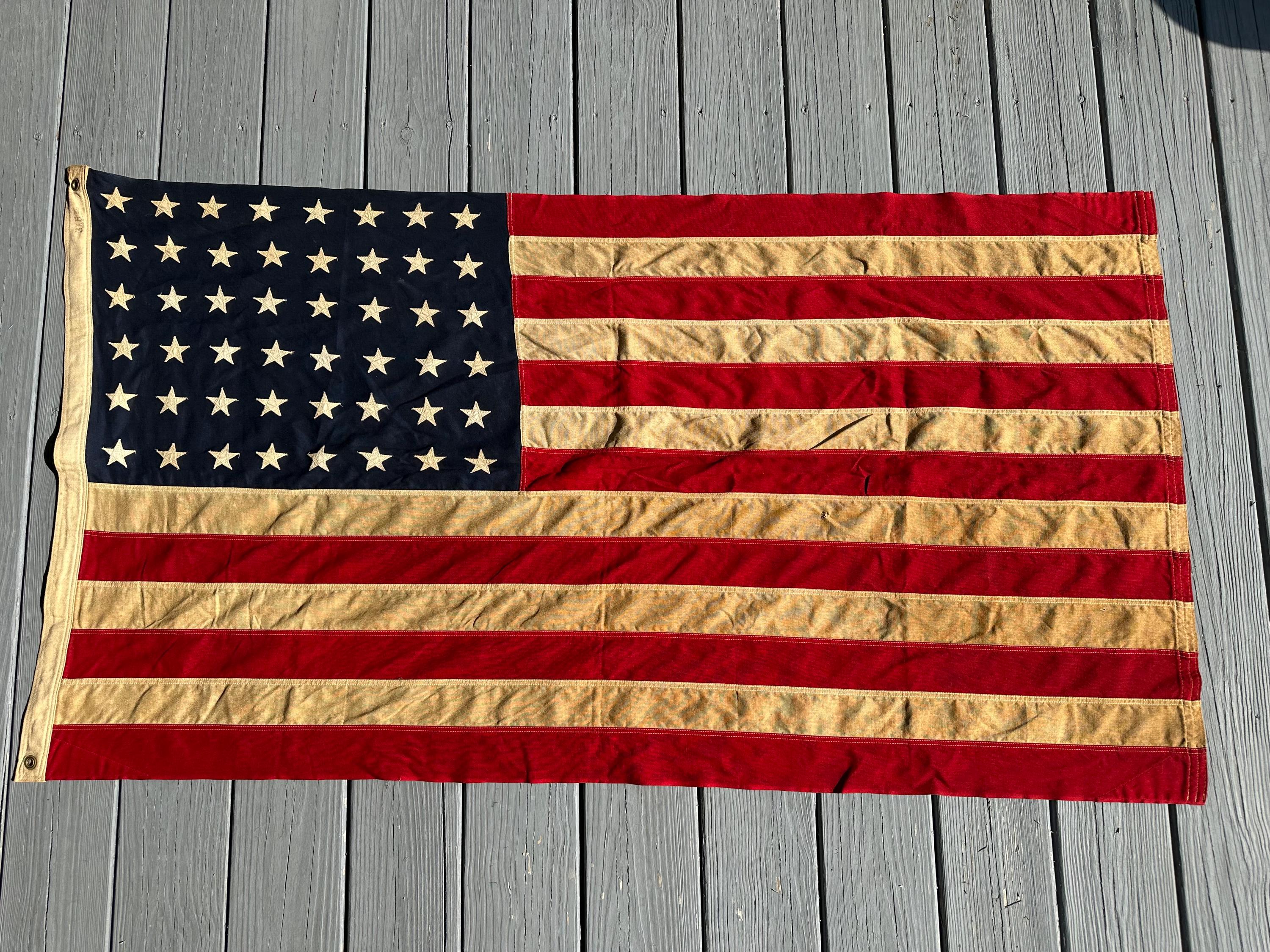 vintage USA flag 48star 星条旗 ヴィンテージ Vintage 48 Star American Flag - 3 X 5 Ft - Beautifully Tattered