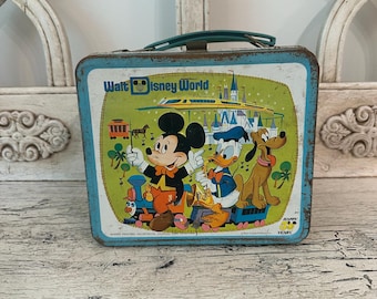 Walt Disney World オフィシャル ビンテージ ランチボックス Vintage Disney Lunch Box - Walt Disney World - Rusty, No Thermos