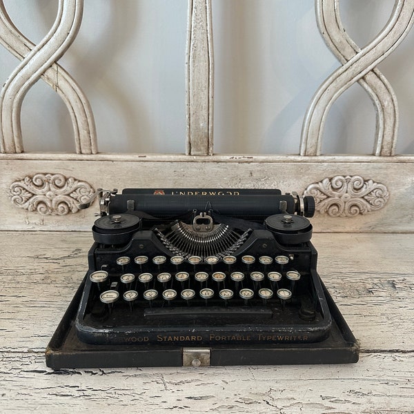 Vintage Underwood Portable Typewriter - Non-working - Fantastic Display Piece for Decor or Prop