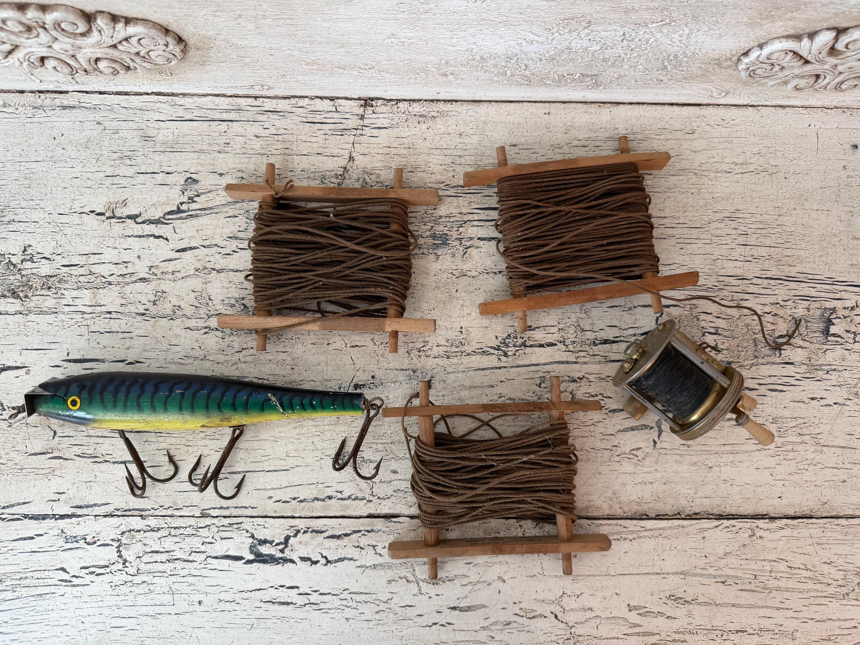 Vintage Fishing Lures Wall Display - Etsy