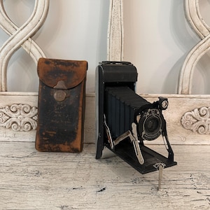 Vintage Kodak Autographic Camera No. 1A - Folding Bellows Camera - Great for Prop for Decoration - 1920s Camera
