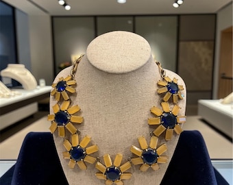 Authentic  J.Crew Blue Jeweled  Sapphire Daisies NEW YORK RUNWAY Necklace