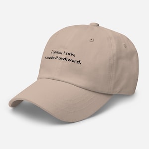 unisex &#39;awkward&#39; Baseball Kappe | schwarzen Buchstaben.