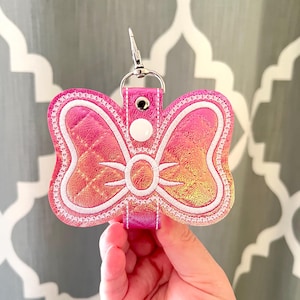 Ear Holder Mickey Bow Ear Saver Magical Parks Ear Clip Keychain Embriodered Ear Holder Backpack Holder Mickey Ears Display OmbrePink & White