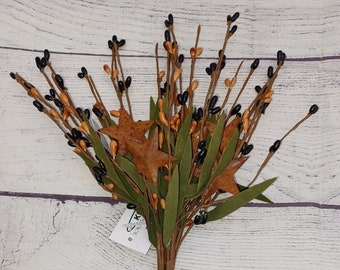 Pip Berry Bunch Pick in Black & Tan - Stem, Leaves, 1.5" Rusty Stars, 10 inch, New, Floral Craft Supply, Farmhouse Decor