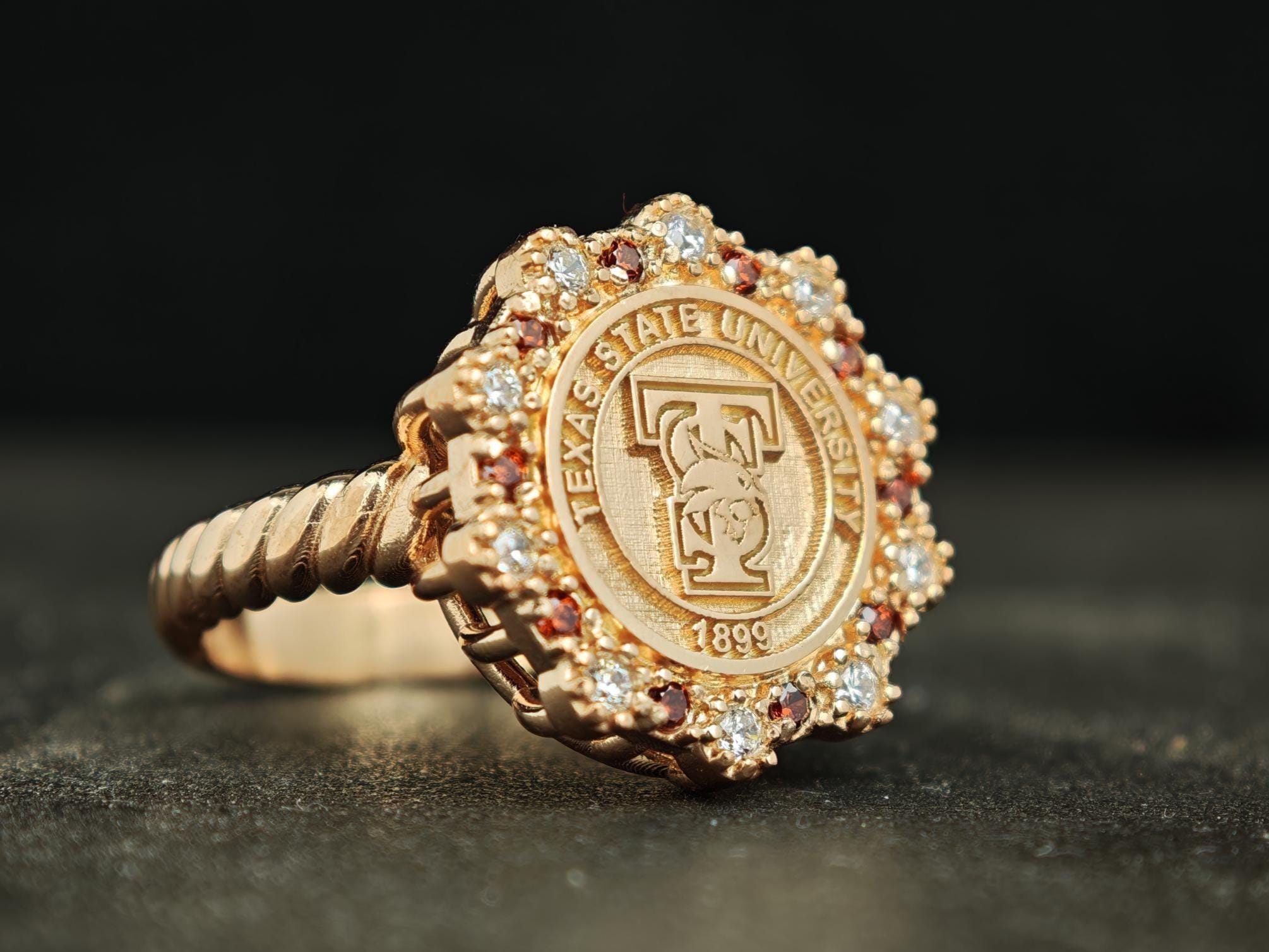 Women University Ring - Custom Graduation College Class Crest Jewelry ...