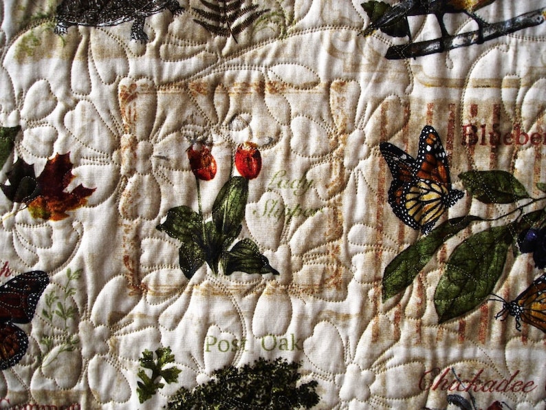 Sights /& Sounds of Minnesota Twin Lap Quilt Panel with Lady Slippers