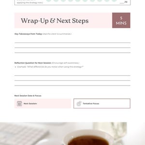 Pode incluir: Uma p&aacute;gina de planejador intitulada "Wrap-Up & Next Steps" com se&ccedil;&otilde;es para anota&ccedil;&otilde;es e reflex&atilde;o. Uma x&iacute;cara de ch&aacute; floral cheia de ch&aacute; est&aacute; em primeiro plano. A p&aacute;gina inclui uma escala de verifica&ccedil;&atilde;o de confian&ccedil;a.
