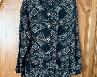 Blusa túnica de manga larga con botones frontales de estilo tribal de Chico's, talla 0 pequeña.