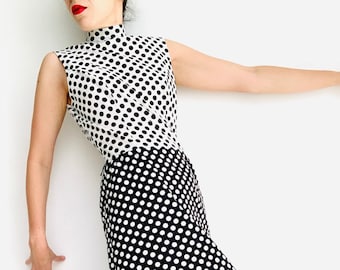 vintage 1970’s dress, polka dot pattern, mod style, small petite size, black and white