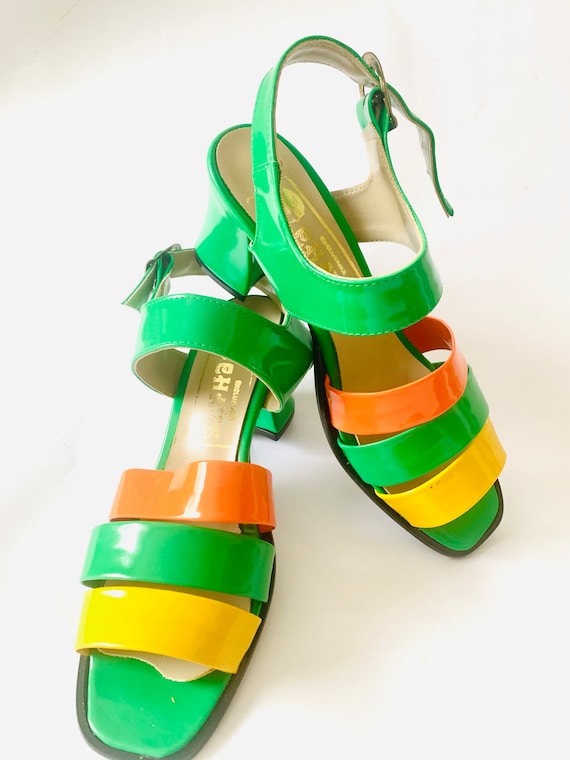 Vintage new strap heel sandals in vibrant green a… - image 2
