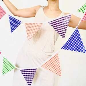Oilcloth bunting The gingham Style 15 triangle flags for wedding, party, decoration, nursery, outdoors, ready to ship