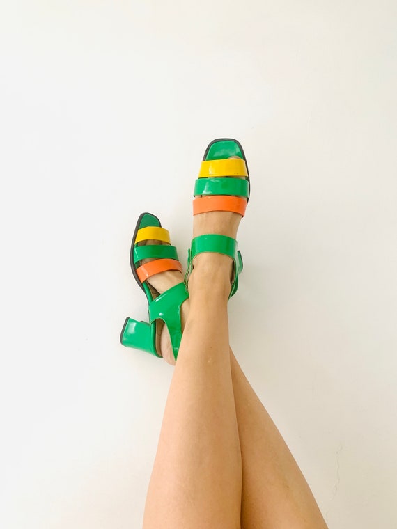Vintage new strap heel sandals in vibrant green a… - image 8