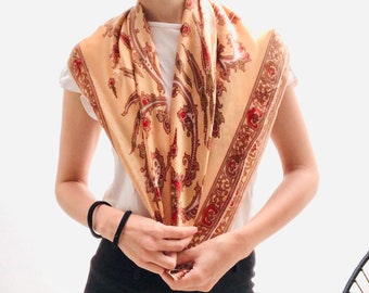 Vintage paisley floral scarf polyester Material with golden and brown colors, 1980's, retro boho style, mexican vintage