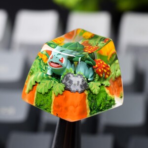 Bulba.saur Harz-Tastenkappe, Waldmotiv mit Pilzen, Blättern und Blumen, Esc-Tastenkappe