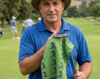 Pickle Putter golf towel | Funny pickle golfer pattern