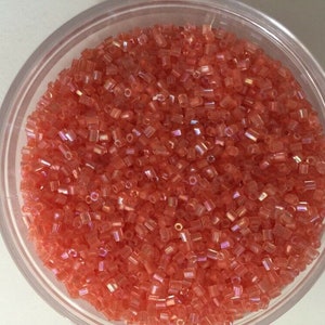 Perline di vetro giapponesi Matsuno 12/0 2 tagli interni colore arcobaleno 433 - 20 g