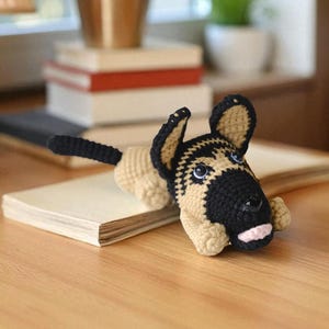 Gehäkelte Schäferhund Lesezeichen Loyal Schreibtisch Schutz & handgemachte Lesebegleiter für Hundeliebhaber