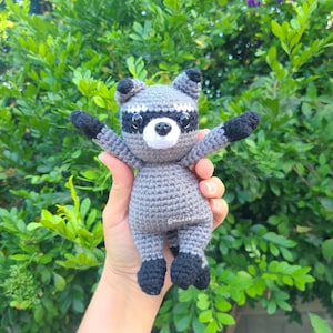 Pedro the Raccoon and his Trash Can, amigurumi raccoon, trash panda crochet pattern