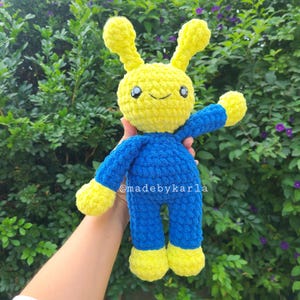 Tony the Alien amigurumi crochet pattern
