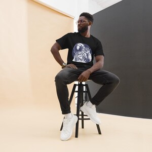 Astronaut - Unisex classic tee