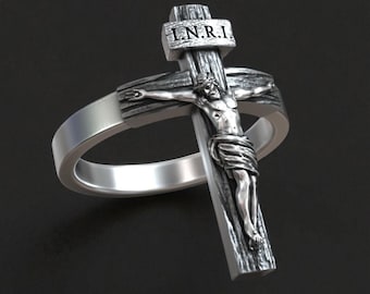 Anel de crucifixo cristão em prata esterlina, detalhe INRI (tamanhos masculinos)