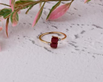 Genuine Ruby and Diamond Band in 14k Gold / Thin Ruby Stacking Rings / Minimalist Ring / Promise Ring / July Birthstone / Friendship Ring