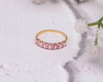Anello ovale in oro 14 carati con zaffiro rosa: anello con fascia importante in oro massiccio 14 carati con pietra preziosa naturale in zaffiro rosa, anello impilabile delicato, gioielli in vero oro