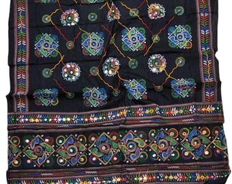 Alle kleuren Fulkari Dupatta. Meerkleurige hoofddoek met borduurwerk voor dames.
