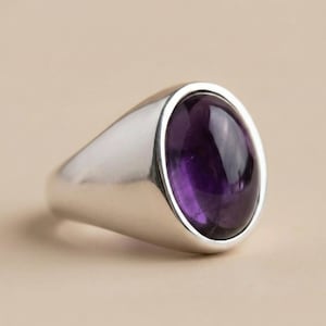 Men's Sterling Silver Signet Ring with Oval Amethyst Cabochon – Minimalist Band (12x16mm)
