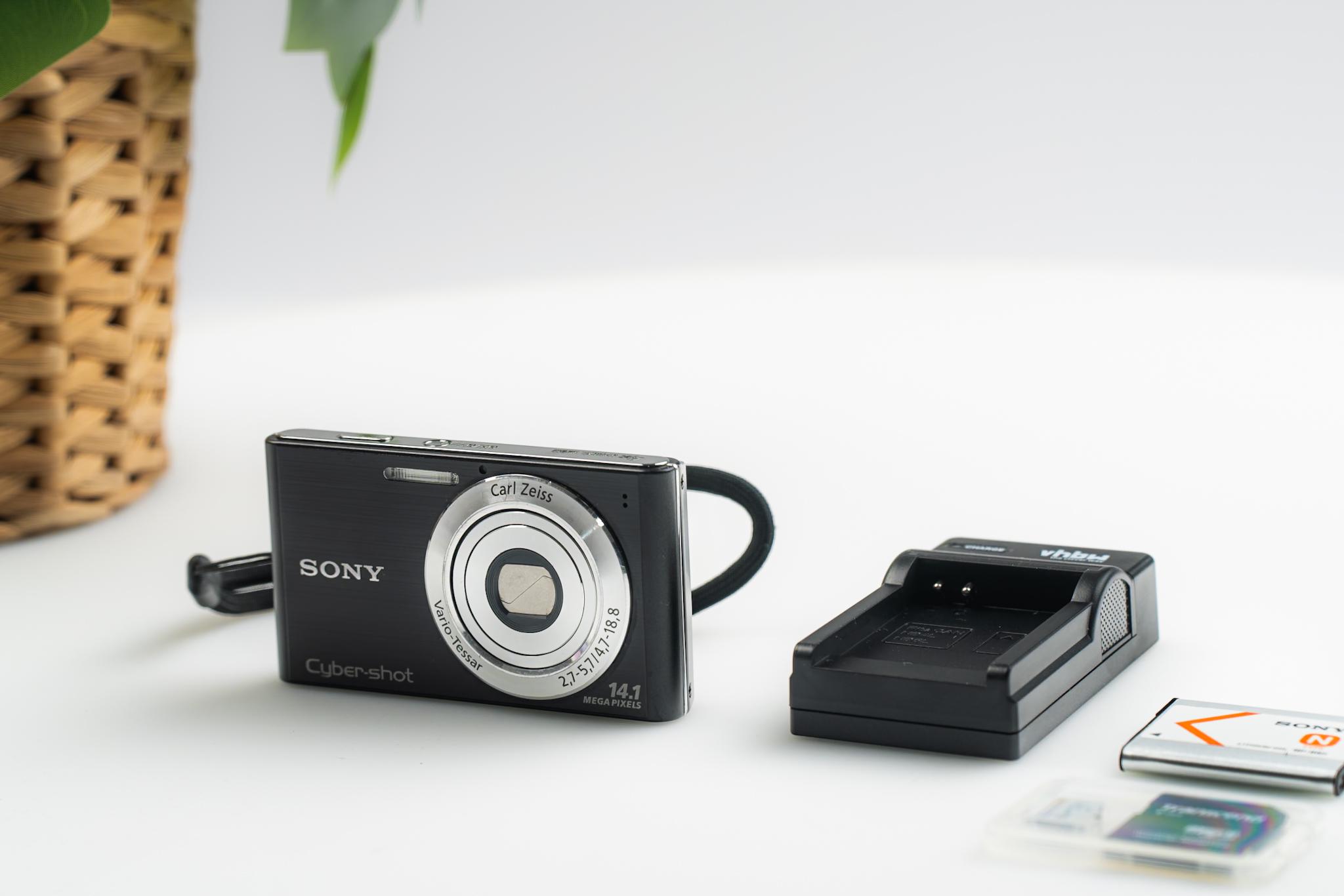 【✨美品✨】SONY ソニー DSC-W320 平成レトロ コンデジ Amazon | SONY デジタルカメラ Cyber-Shot(サイバーショット