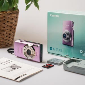 Canon IXUS 210 (BRAND NEW)