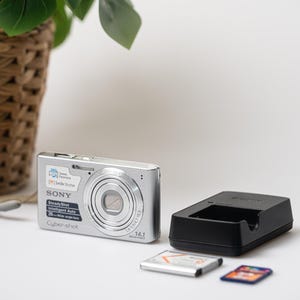 Sony Cyber-Shot DSC-W610