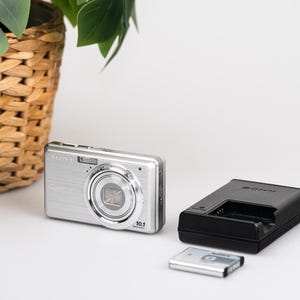 Sony Cyber-Shot DSC-S950