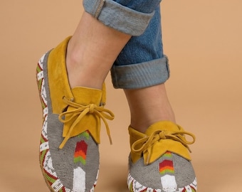 Handmade Beaded Suede Moccasins, Lace-Up Boho Western Footwear for Women