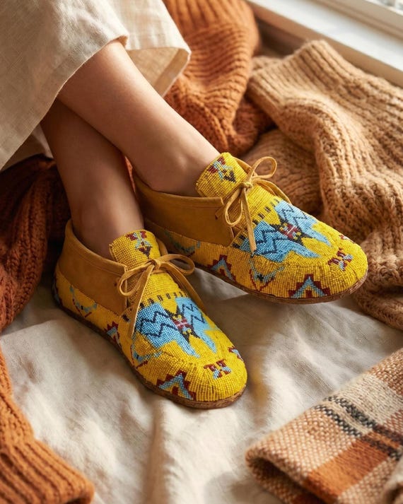Handmade Beaded Yellow Leather Moccasins, Suede Lace Up Shoes, Western Boho Footwear