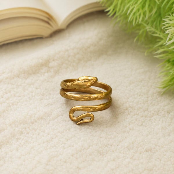 Minimalist Gold Snake Ring, Adjustable Serpent Ring, Boho Wrap Ring, Vintage Style Snake Jewelry, Statement Open Ring Gift for Women