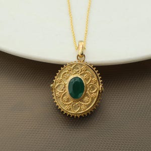 Vintage Poison Box Pendant Brass Locket Necklace with Secret Compartment
