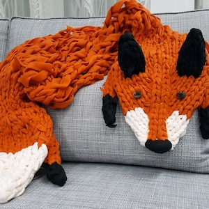Fox blanket, Fox rug, fleece blanket, fleece rug; orange, vanilla, ruby red, silver gray blanket; chunky blanket, chunky knit, throw blanket